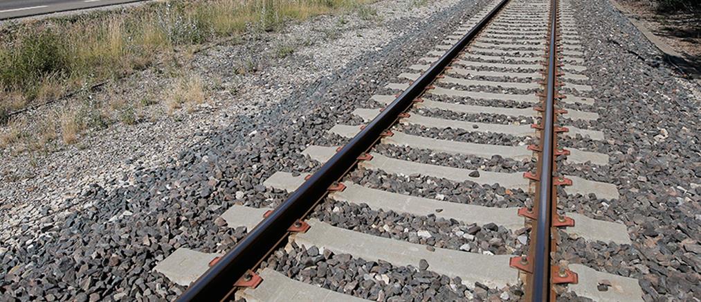 Λάρισα – Σιδηρόδρομος: Μηχανές τρένων… ”τσούγκρισαν” στο σταθμό