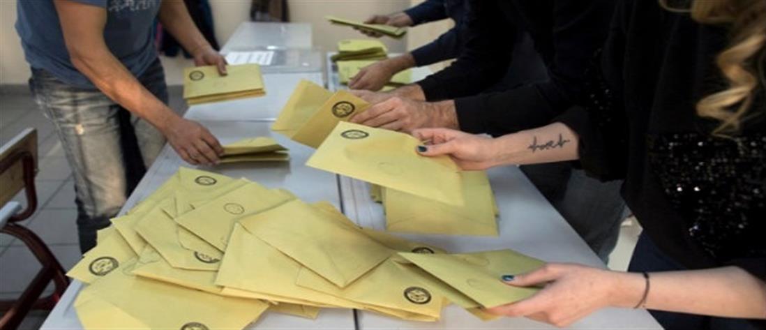 Εκλογές - Τουρκία: Τι δείχνουν δύο νέες δημοσκοπήσεις