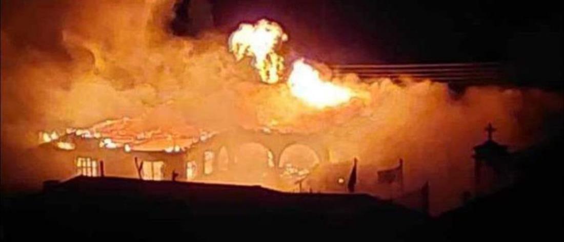 Αρκαδία - Φωτιά στην Κανδήλα: Κάηκε το μοναστήρι (εικόνες)