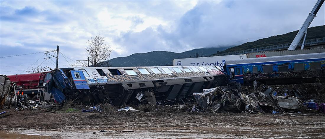 Τραγωδία στα Τέμπη: “Ο μηχανοδηγός του intercity 62 είχε ρωτήσει που βρισκόταν το εμπορικό τρένο”