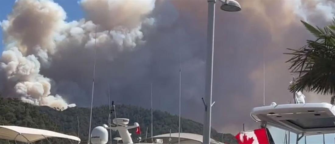 Τουρκία: Φωτιά στην Μαρμαρίδα - Νεκροί από συντριβή πυροσβεστικού ελικοπτέρου (εικόνες)