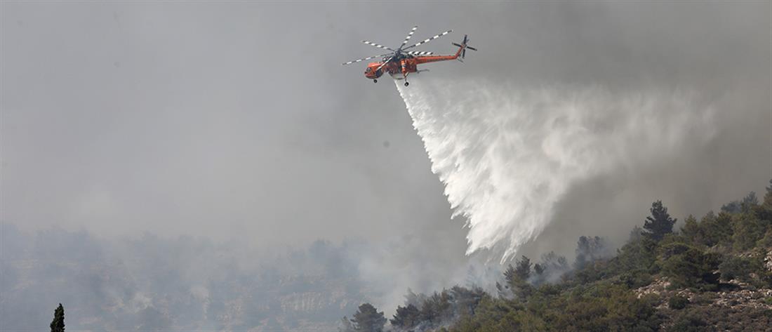 Πανόραμα Βούλας: η φωτιά από ψηλά (εικόνες)