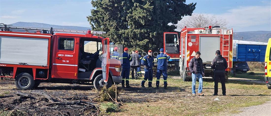 Φωτιά - Βόλος: Ηλικιωμένος απανθρακώθηκε ενώ έκαιγε κλαδιά (εικόνες)